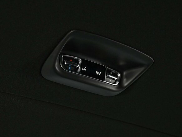 2026 Mercedes-Benz V-Класс Extra Long 300 d экстра длинный III (W447) Рестайлинг 2, чёрный, 12600000 рублей - вид 10