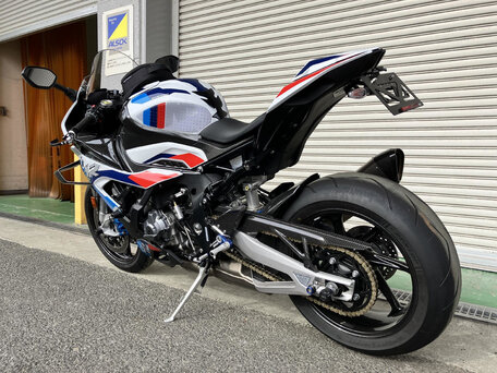 2022 BMW M 1000 RR, белый, 2700000 рублей, вид 2