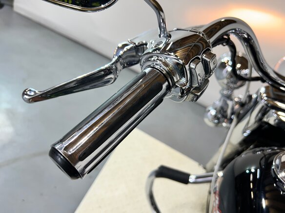 2004 Harley-Davidson Road King, чёрный, 490000 рублей - вид 22