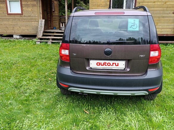 2013 Skoda Yeti I, коричневый, 1390000 рублей - вид 7
