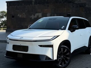 2026 Toyota bZ3X 58.3 kWh, белый, 2790000 рублей, вид 3