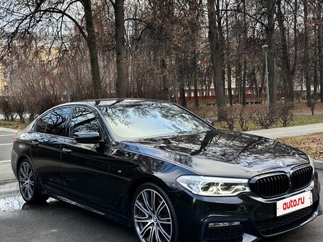 2018 BMW 5 серии 530d xDrive VII (G30/G31/G38), чёрный, 3950000 рублей, вид 4