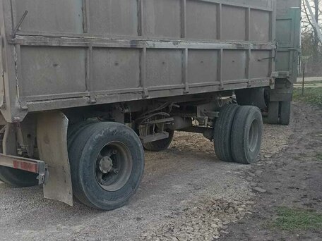 1992 КамАЗ 55102, серый, 900000 рублей, вид 1