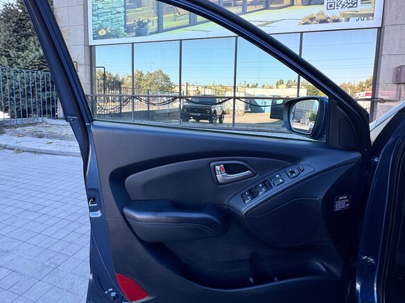 2010 Hyundai ix35 I, синий, 1320000 рублей - вид 29