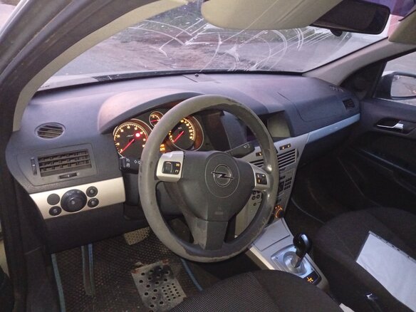 2009 Opel Astra H Рестайлинг, бежевый, 179999 рублей - вид 4