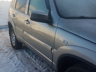 2013 Chevrolet Niva I Рестайлинг, коричневый, 634800 рублей, вид 2