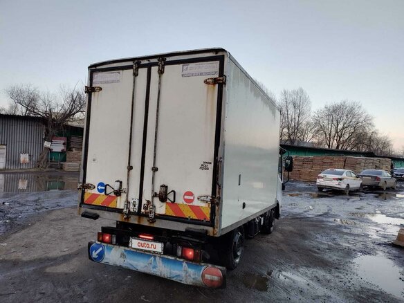 2010 Isuzu Elf (N-series), белый, 1250000 рублей - вид 15