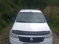 2011 Renault Logan I Рестайлинг, белый, 350000 рублей - вид 2