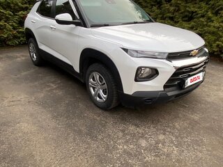 2020 Chevrolet TrailBlazer III, белый, 1900000 рублей, вид 1