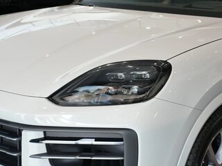 2025 Porsche Cayenne Coupé III Рестайлинг, белый, 15912000 рублей, вид 2