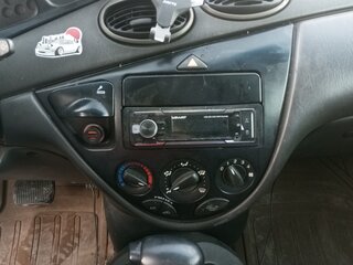 2002 Ford Focus I (North America), белый, 310000 рублей, вид 5