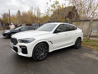 2020 BMW X6 30d III (G06), белый, 7890000 рублей, вид 2