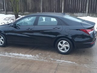 2022 Hyundai Elantra VII (CN7), чёрный, 1920000 рублей, вид 3