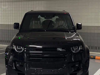 2026 Land Rover Defender 110 II, чёрный, 16500000 рублей, вид 2