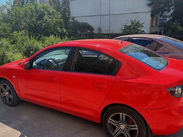 2007 Mazda 3 I (BK) Рестайлинг, красный, 570000 рублей - вид 2