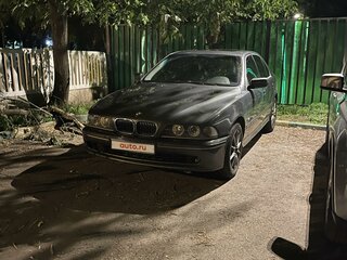 2001 BMW 5 серии 540i IV (E39) Рестайлинг, серый, 750000 рублей, вид 2