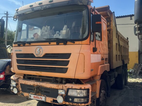 2011 Shacman (Shaanxi) F3000, жёлтый, 2600000 рублей - вид 2