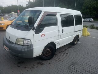 2001 Nissan Vanette IV, белый, 459000 рублей, вид 2