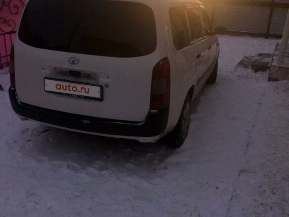 2002 Toyota Probox I, белый, 420000 рублей - вид 2