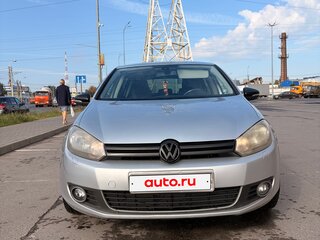 2012 Volkswagen Golf VI, серебристый, 900000 рублей, вид 1