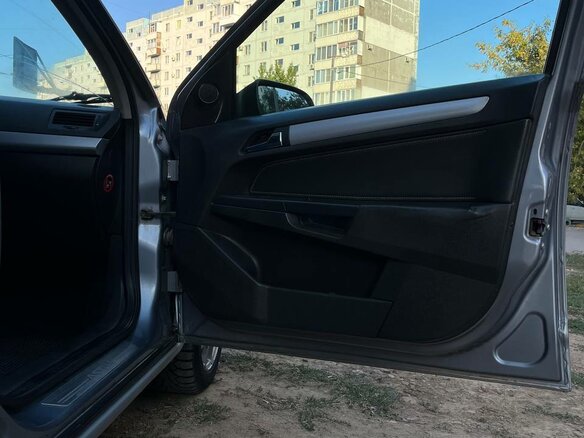 2006 Opel Astra H Рестайлинг, серый, 505000 рублей - вид 16