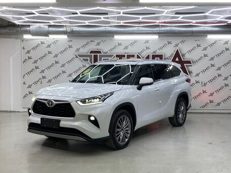 Toyota Highlander IV (XU70)