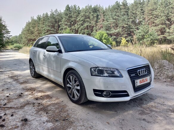 2011 Audi A3 II (8P) Рестайлинг 2, белый, 1010000 рублей - вид 1