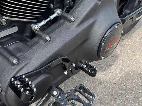 2025 Harley-Davidson Low Rider, чёрный, 1650000 рублей, вид 3