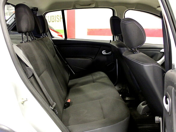 2014 Renault Sandero Stepway I, серебристый - вид 10