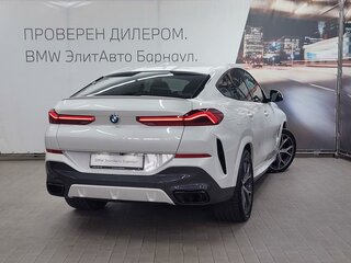 2021 BMW X6 30d III (G06), белый, 7400000 рублей, вид 3