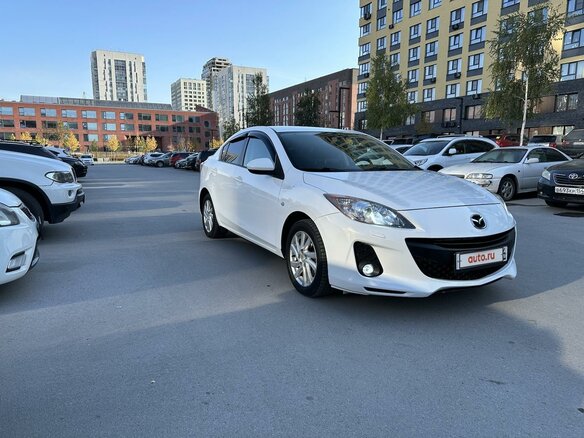 2012 Mazda 3 II (BL) Рестайлинг, белый, 1355000 рублей - вид 4