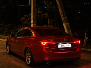 2017 Mazda 6 III (GJ) Рестайлинг, красный, 1240000 рублей, вид 4