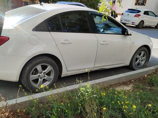 2012 Chevrolet Cruze I, белый, 850000 рублей, вид 2