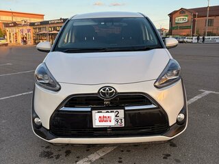 2016 Toyota Sienta II, белый, 1500000 рублей, вид 2