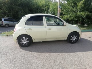 2002 Nissan March III (K12), жёлтый, 330000 рублей, вид 3