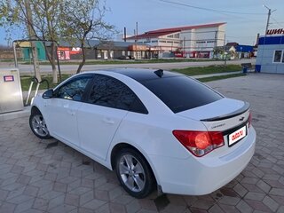 2011 Chevrolet Cruze I, белый, 800000 рублей, вид 5