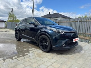 2019 Toyota C-HR I, чёрный, 2100000 рублей, вид 2