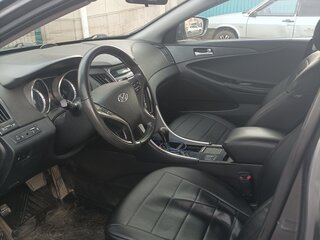 2010 Hyundai Sonata VI (YF), серый, 795595 рублей, вид 5