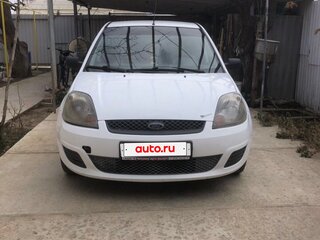 2007 Ford Fiesta Mk5, белый, 385000 рублей, вид 1