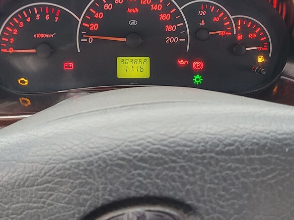 2009 Lada (ВАЗ) Priora I, белый, 350000 рублей - вид 9