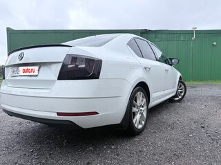 2018 Skoda Octavia III (A7) Рестайлинг, белый, 1479900 рублей, вид 4