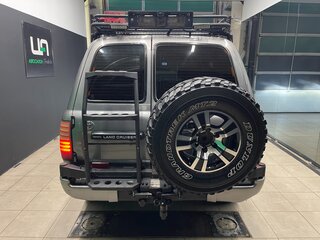 1995 Toyota Land Cruiser 80 Series Рестайлинг, серый, 1990000 рублей, вид 5