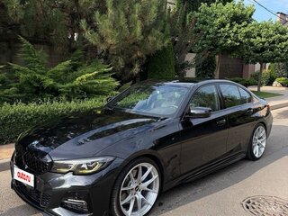 2021 BMW 3 серии 330i VII (G2x), чёрный, 5000000 рублей, вид 1