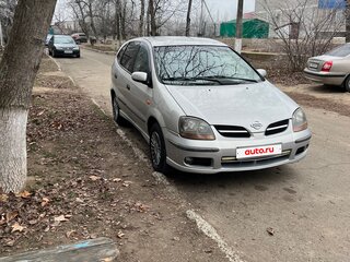 2001 Nissan Tino, серебристый, 400000 рублей, вид 2