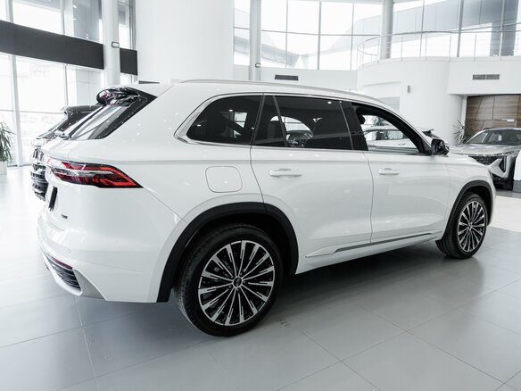 2026 Geely Monjaro I Рестайлинг, белый - вид 7
