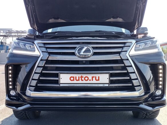 2018 Lexus LX 570 III Рестайлинг 2, чёрный, 13000000 рублей - вид 4