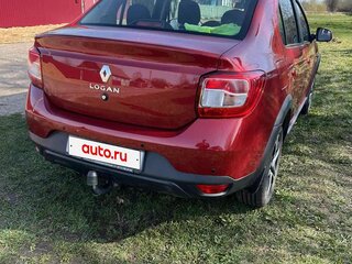 2020 Renault Logan Stepway II Рестайлинг, красный, 1200000 рублей, вид 2