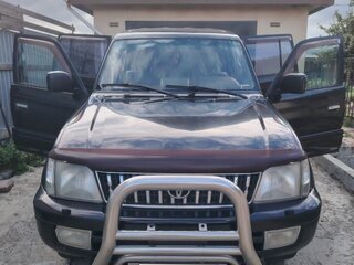 2001 Toyota Land Cruiser Prado 90 Series Рестайлинг, чёрный, 1000000 рублей, вид 4
