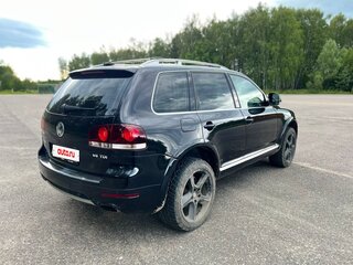 2008 Volkswagen Touareg I Рестайлинг, чёрный, 1500000 рублей, вид 5