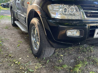 2001 Mitsubishi Montero III, чёрный, 1300000 рублей, вид 4